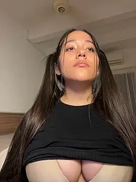 Chat XXX ao vivo de Nhefertary