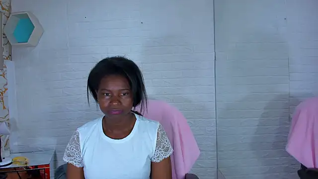 Chat +18 de Betany_Grey ao vivo