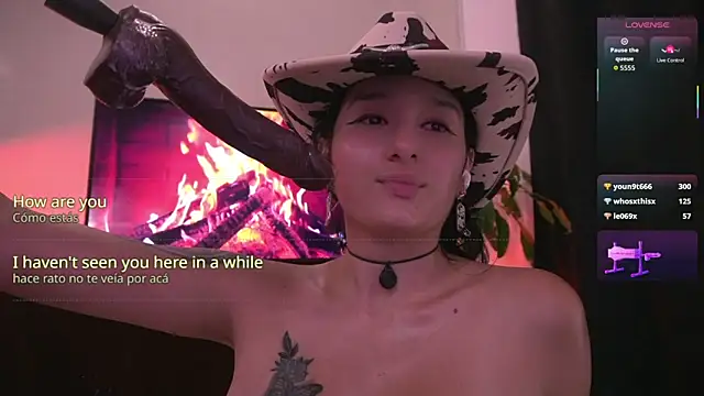 Sisirojas' Live XXX Chat