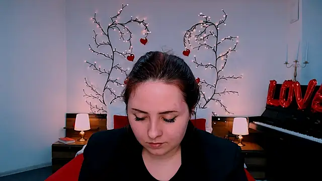 Hennessy_bunny Chat XXX live