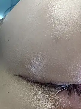 Онлайн чат XXX estrella_tasty