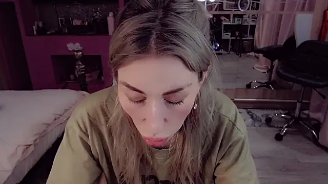 Chat +18 de AnnieGOld_ ao vivo