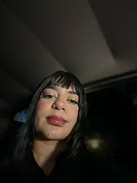 Antonella_ro Adlı Modelin Canlı XXX Sohbeti