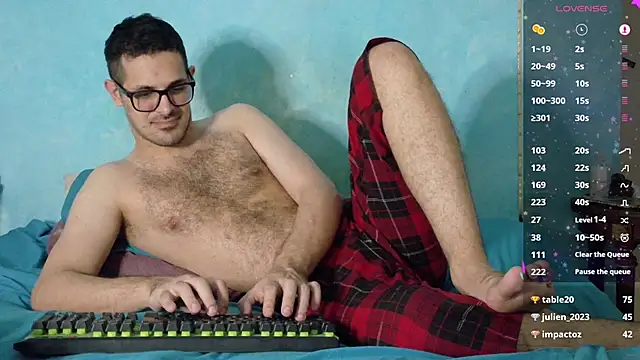 Morpheus-the-oniro élő XXX-chatje