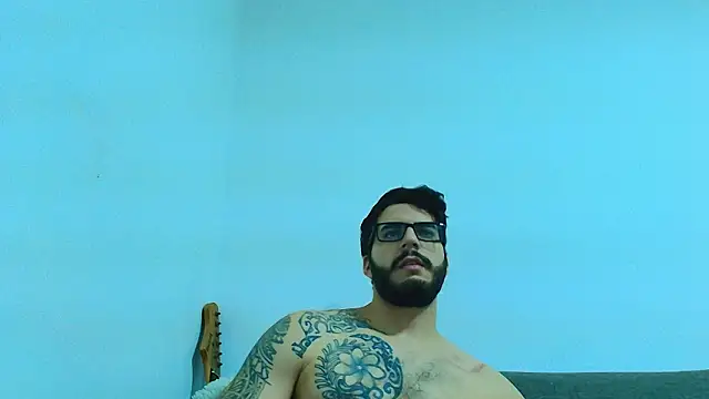 thomas_gun Live XXX-Chat