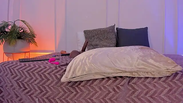 Chat +18 de Arianasweeet ao vivo