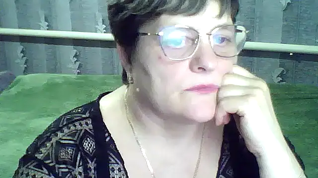 Chat +18 de ElzaJewel ao vivo