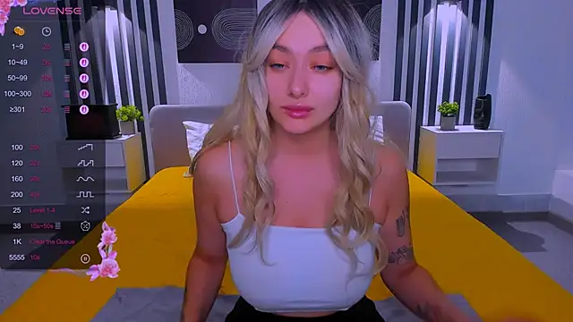 Chat +18 de Emily_Tylerr ao vivo