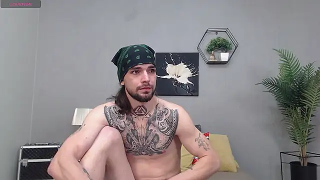 KaneHunter Live XXX-Chat