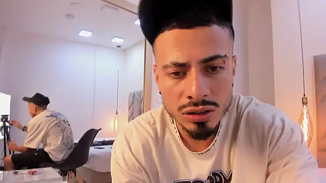 MatthewCullen Live XXX-Chat