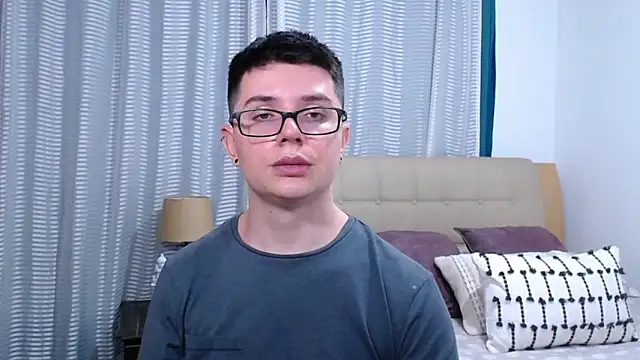 BlackFoXXX69 Live XXX-Chat