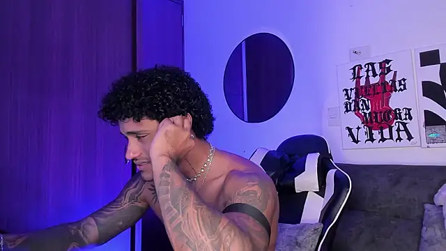 Alessandro_Vanniのウェブカメラショー