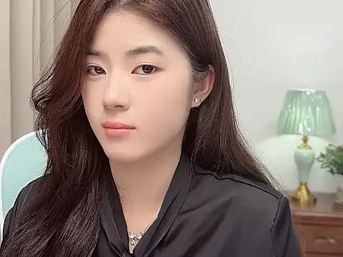 Nicole20266 在線直播表演