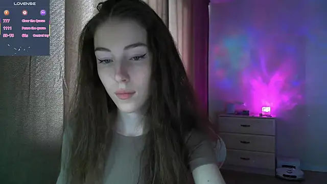 eskatmin Live XXX chat