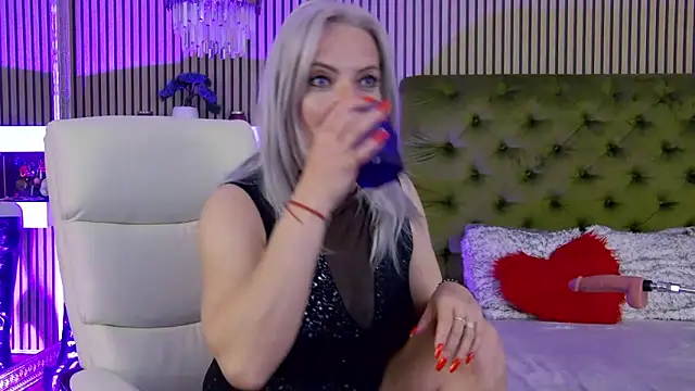 LadyTouch Live XXX-chat