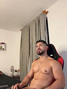 Ezzio_Scolaro Chat XXX in diretta