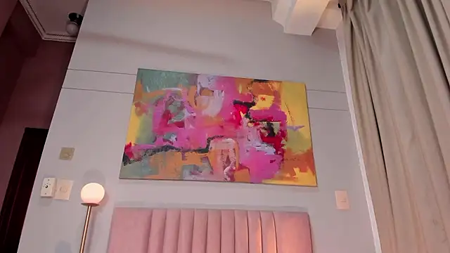 Chat XXX en directo de Zamira_Taylor