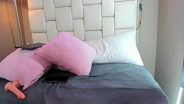 Evelyn_sexy18 Obrolan Langsung XXX