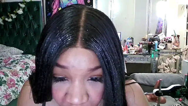 mzpretty444: онлайн-секс-чат