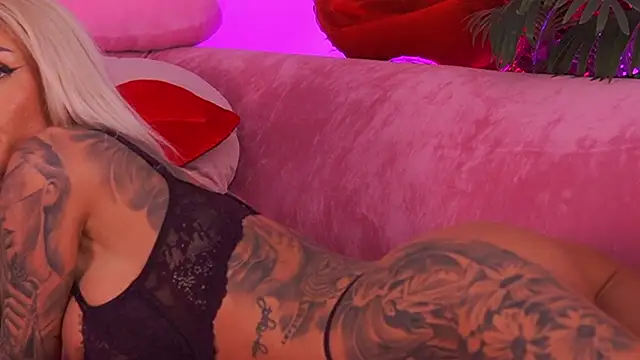 fallingangel Adlı Modelin Canlı XXX Sohbeti