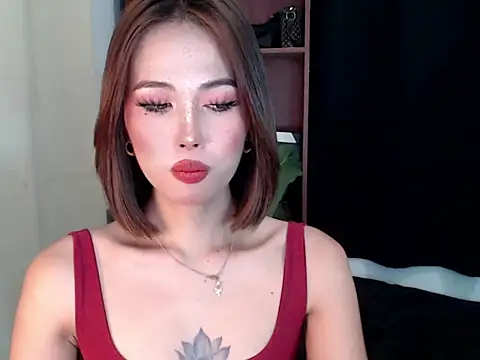 YougotLara Pertunjukan Webcam