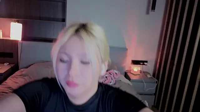 RileyMee's Live XXX Chat