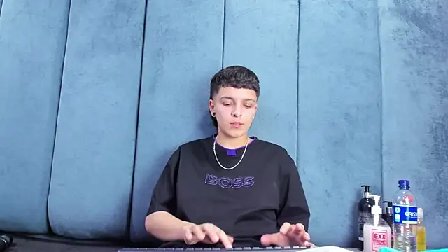 دردشة Megan_Thompson_ الجنسية المباشرة