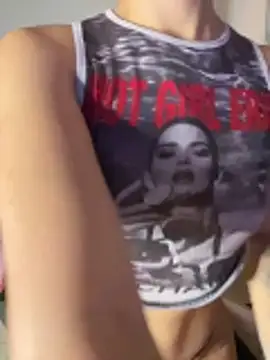 QueenCat222 Webcam show