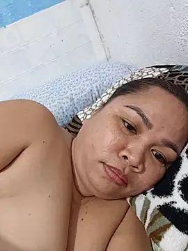 Sweetlorie_83's Webcam Show