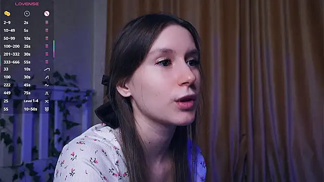 AmyMainerのライブXXXチャット