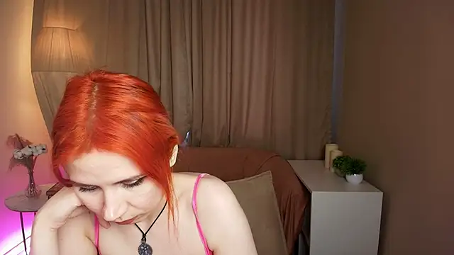 _Ava_Sky_ Chat XXX in diretta