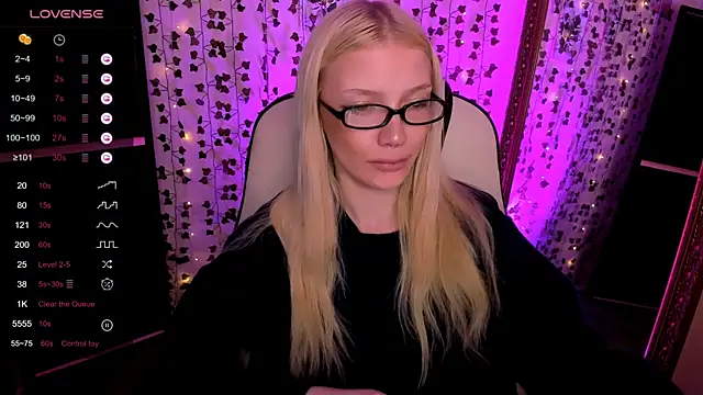 AnyaTaylor_ Live XXX-chat