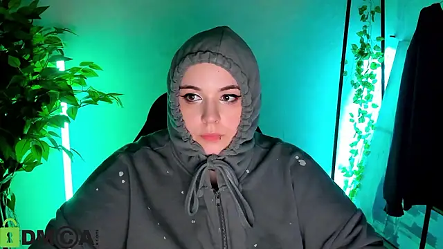 Mia_R0ss 即時 XXX 聊天