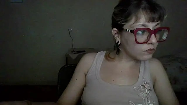 Show de BlondieTami na webcam