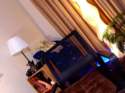 Misslexielore88 即時 XXX 聊天