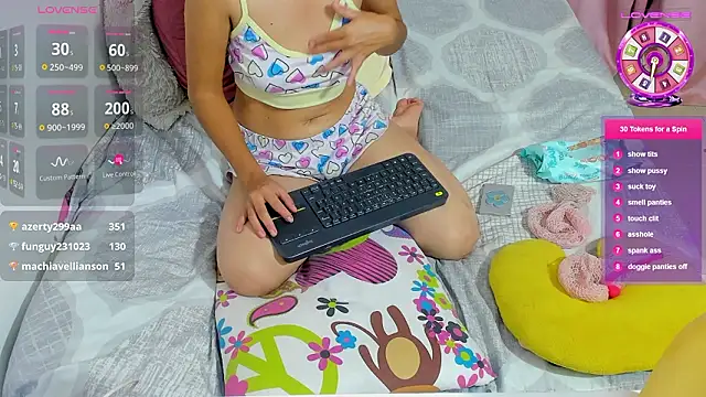 دردشة amelia_petiite الجنسية المباشرة