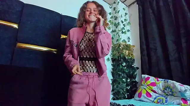 fulfill_fantasies1 即時 XXX 聊天