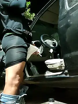 PIGHIGHDIRTY_p0 Chat XXX live