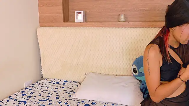 MeghanMure: διαδικτυακό σόου στην κάμερα