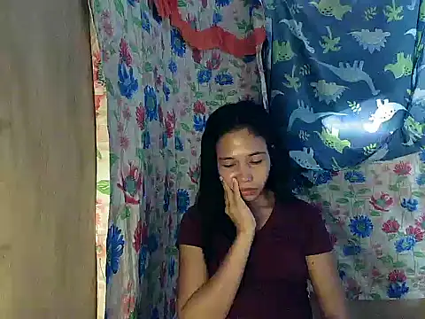 PinaySkinnyGirl's Live XXX Chat