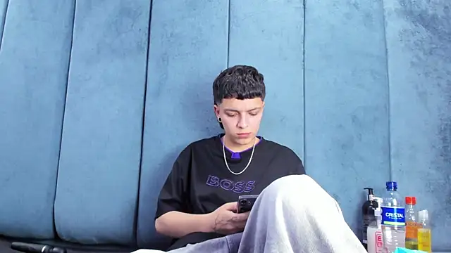 Megan_Thompson_ Obrolan Langsung XXX