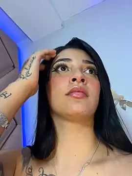 Chat +18 de natalia-888 ao vivo
