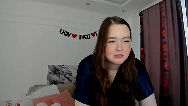 WishToBloom Adlı Modelin Canlı XXX Sohbeti