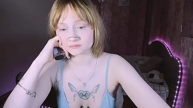 MariaMango Adlı Modelin Canlı XXX Sohbeti