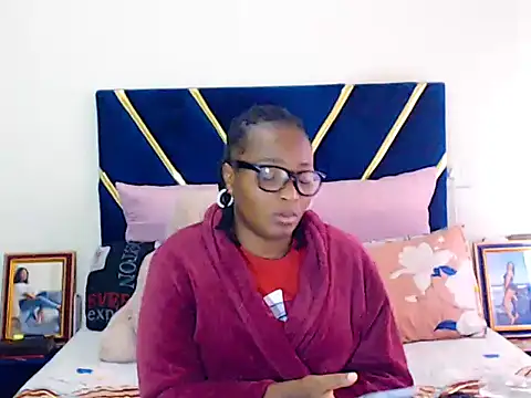 veronica1xxx Adlı Modelin Canlı XXX Sohbeti