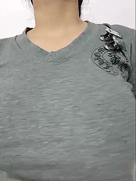 Shine_Mai Show in webcam