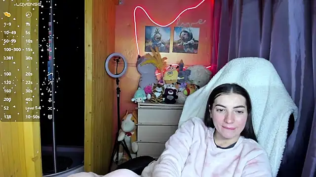 Fiery_Brunette_のライブXXXチャット