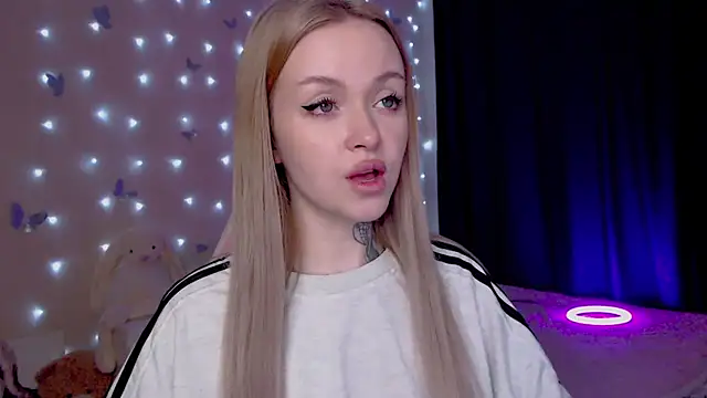 Онлайн чат XXX Naughty_Mable