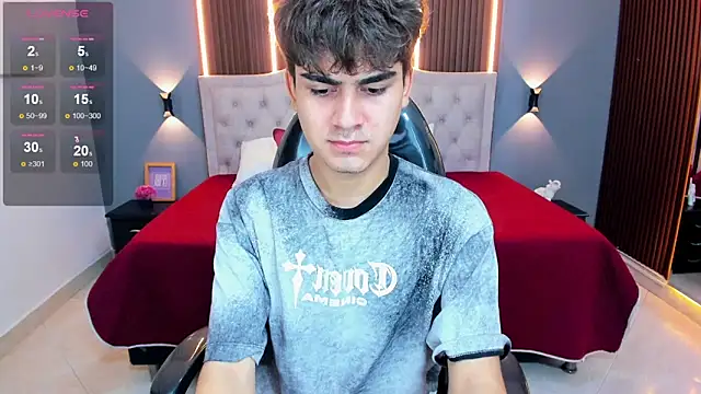 Tommy18__ 现场XXX聊天