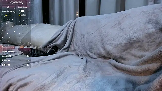 Онлайн чат XXX IsabelaStefano